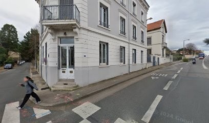 Atangana Marie-Laure, Expert-Comptable à Champagne-au-Mont-d'Or